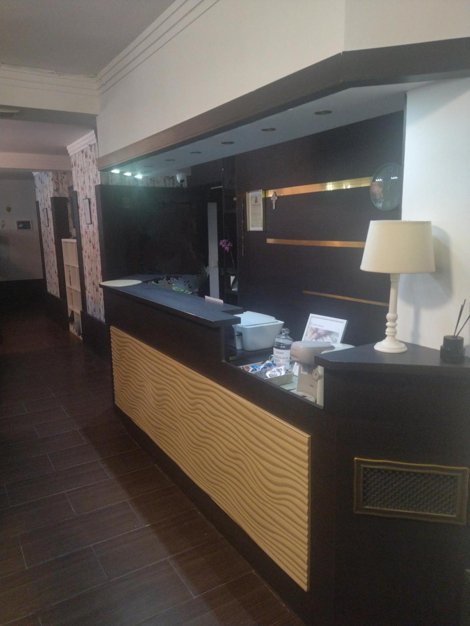 Good Vibes Hostel เชสโตฮอวา ภายนอก รูปภาพ